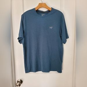 Men's medium dri wear arc'teryx tee shirt